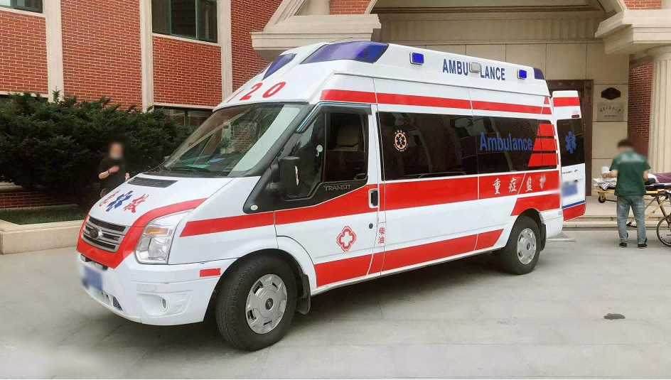 工布江达县重症监护救护车